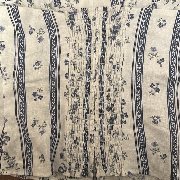 NEW Reformation Linen Libra Top in Roquefort Blue White Floral | size 4 - Picture 9 of 10